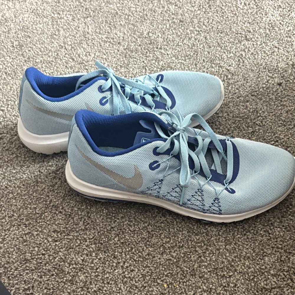 Size 7 Nike Women's Light Blue Athletic Shoes